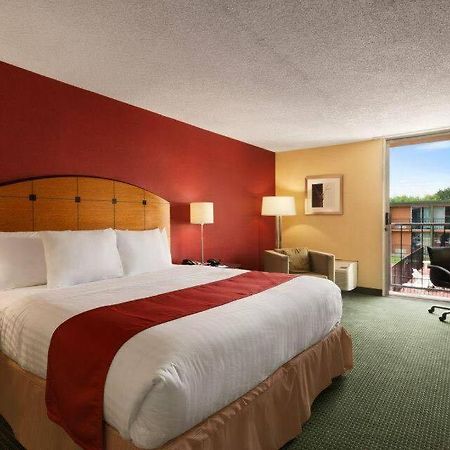 Baymont By Wyndham Salem Roanoke Area Hotel Eksteriør billede