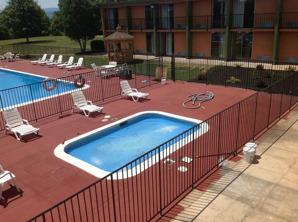 Baymont By Wyndham Salem Roanoke Area Hotel Eksteriør billede