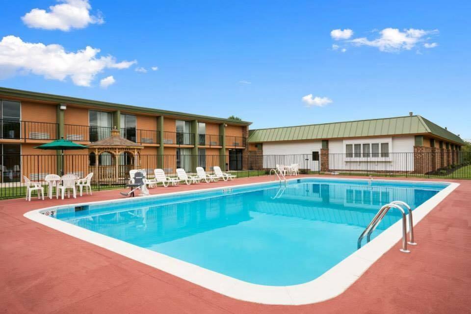 Baymont By Wyndham Salem Roanoke Area Hotel Eksteriør billede